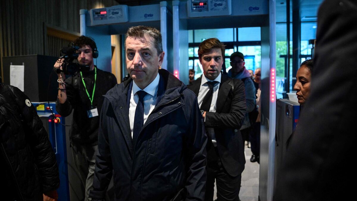 « Monsieur Perdriau, ne nous prenez pas pour des imbéciles » : au procès de la sextape, le maire de Saint-Étienne sur le gril