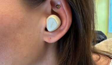 « Il suffit d’être à portée de Bluetooth » : comment vos casques et écouteurs sans fil sont devenus piratables