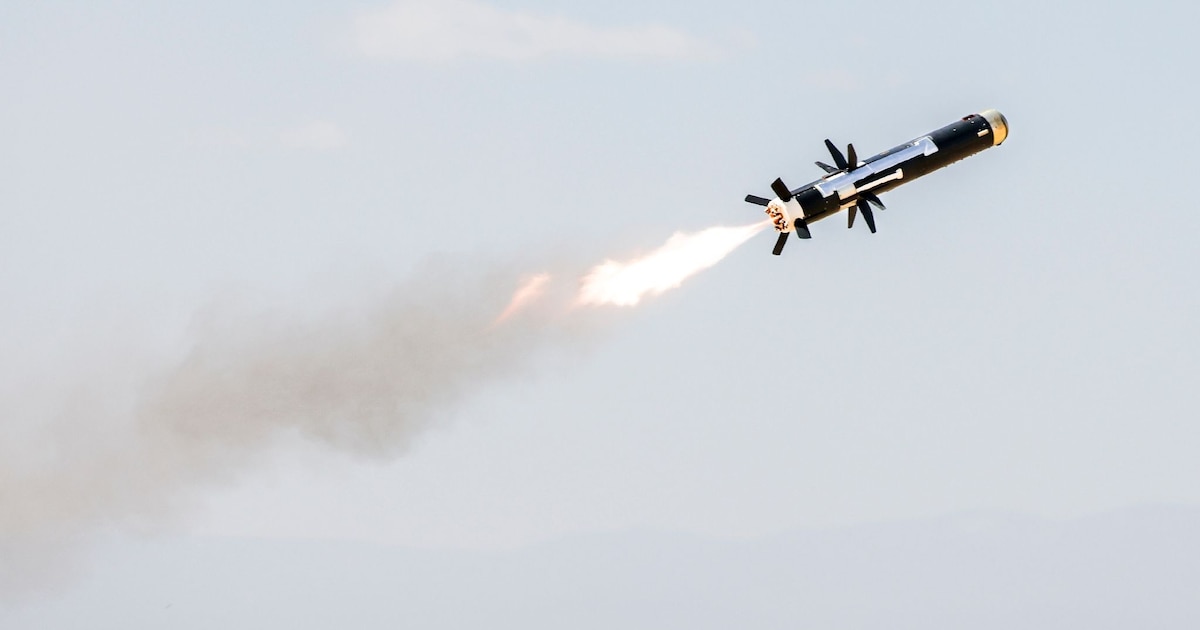 Un missile antichar Javelin pendant un exercice de l'armée américain à Fort Carson, dans le Colorado, le 28 avril 2022