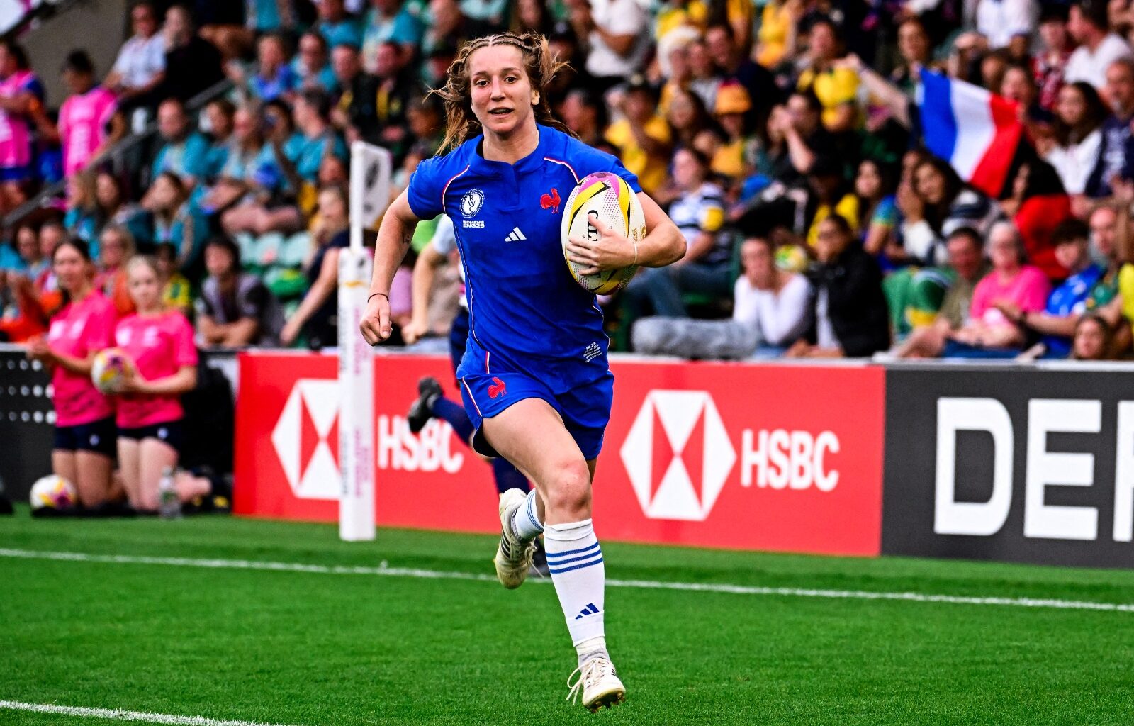 Coupe du monde de rugby 2025 : Pauline Bourdon-Sansus, le facteur X de l'équipe de France contre l'Irlande