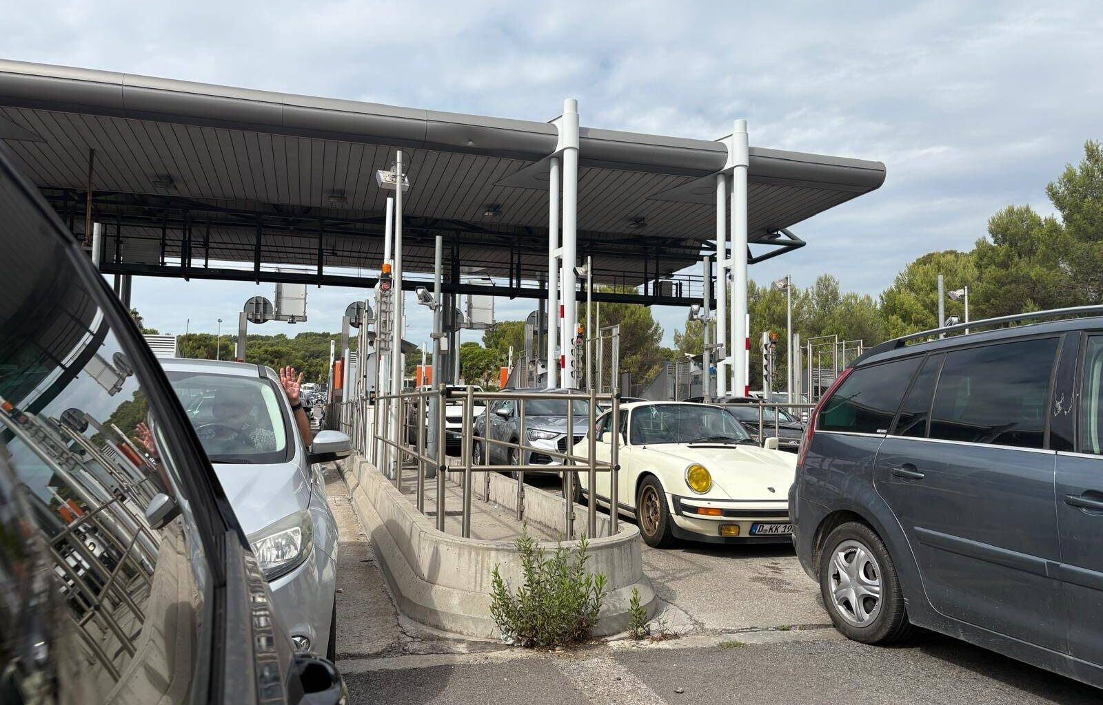 Accident sur l'A8 entre Cannes et Nice ce mardi: le trafic est saturé, le temps de parcours considérablement rallongé