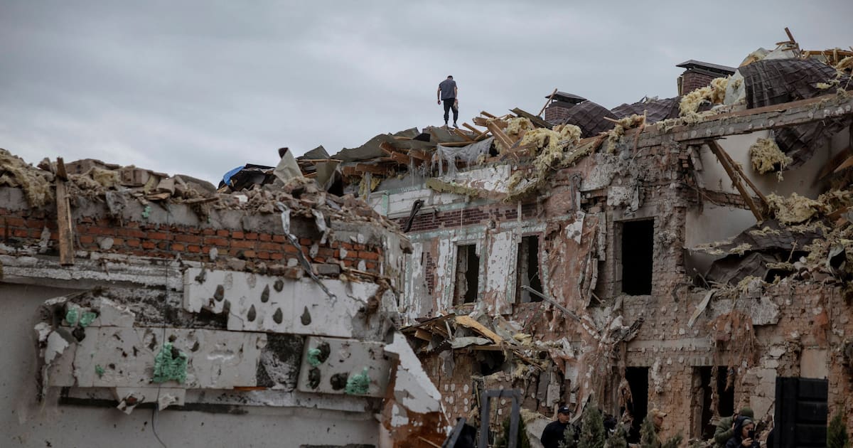 Sarkozy dans le «JDD», SOS Chrétiens d’Orient perquisitionnée, attaque massive en Ukraine… L’actu de ce week-end – Libération