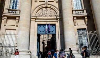 « On est bloqué » : le cauchemar d’étudiants de la Sorbonne sans solution après la fermeture d’un master en plein été