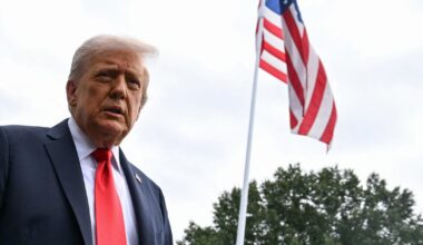 Donald Trump dit envisager de nouvelles sanctions contre la Russie