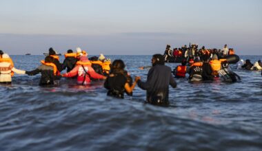 Au Royaume-Uni, les migrants devront contribuer à la société du pays pour être autorisés à rester