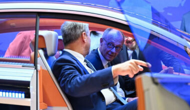 L'Allemagne doit mener la course en tête dans l'automobile, dit Merz - 09/09/2025 à 12:46