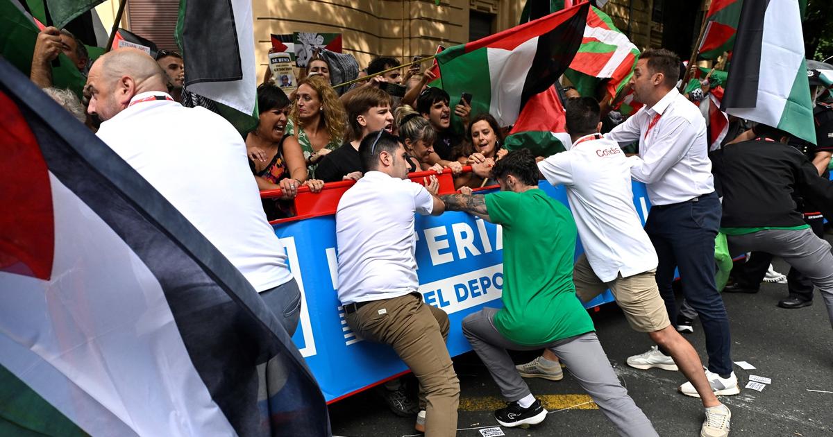 barrières forcées, drapeaux, banderoles... La 11e étape écourtée suite aux manifestations pro-palestiniennes