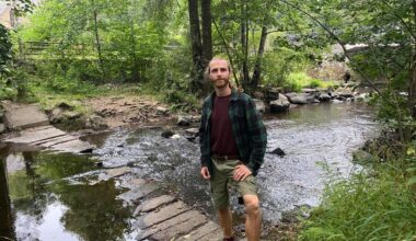 En Suisse normande, un jeune photographe s'engage pour défendre l'environnement