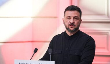 Volodymyr Zelensky se dit «prêt» à quitter ses fonctions une fois la guerre terminée