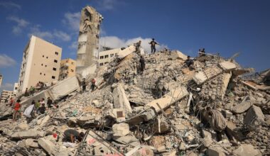 Israël a détruit une deuxième tour de la ville de Gaza ; des manifestations propalestiniennes à Paris, Londres et Madrid