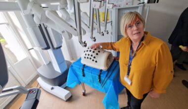 La clinique Bon Secours à la pointe de la technologie médicale avec ce robot chirurgical
