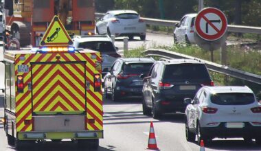 carambolage entre quatre véhicules, gros bouchons vers le périphérique