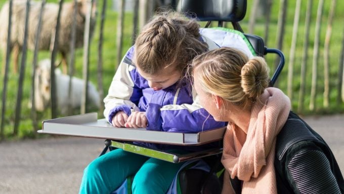 Accompagnant des élèves en situation de handicap