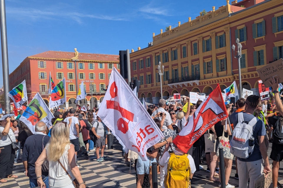 2300 manifestants ont défilé ce jeudi 18 septembre selon un premier bilan de la préfecture des Alpes-Maritimes.