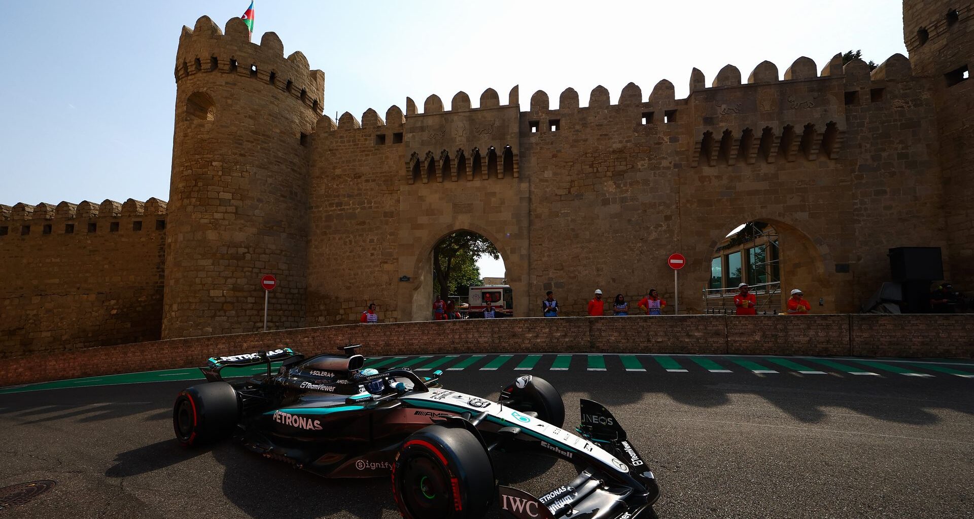 Mercedes F1 ironise sur une date limite