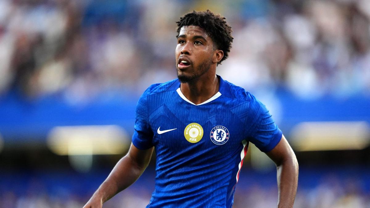 Chelsea a reçu une offre folle pour Andrey Santos cet été