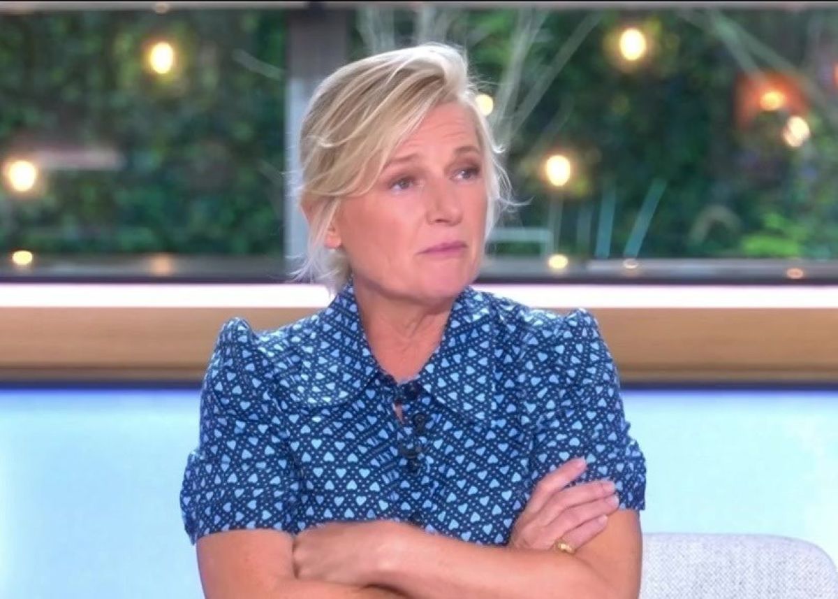 Anne-Elisabeth Lemoine perd ses mots à l'évocation de François Ba ...