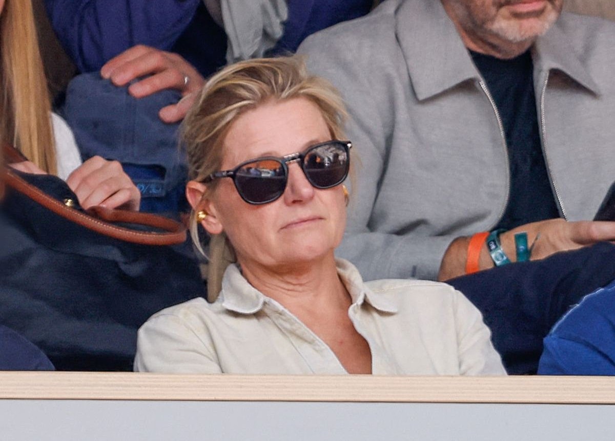 Anne-Elisabeth prend la parole en ...