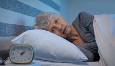 Après 60 ans, voici le nombre de réveils nocturnes jugé normal par l'Institut National du Sommeil et de la Vigilance