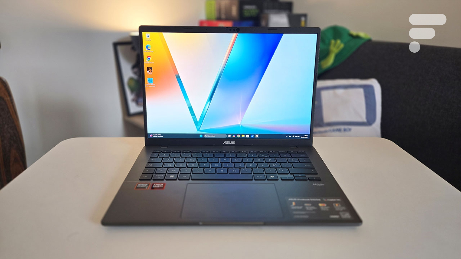 Test Asus Vivobook S14 (M3407KA) : notre avis complet - PC portables