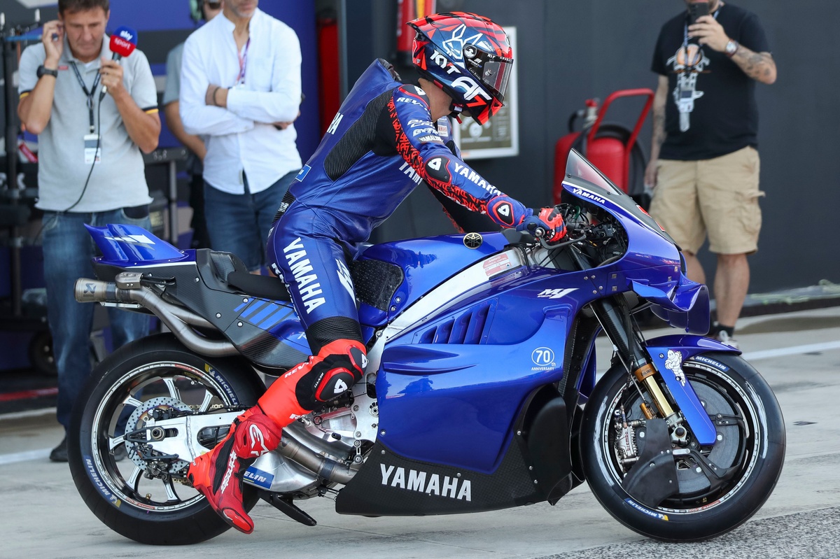 le V4 Yamaha séduit Fernández