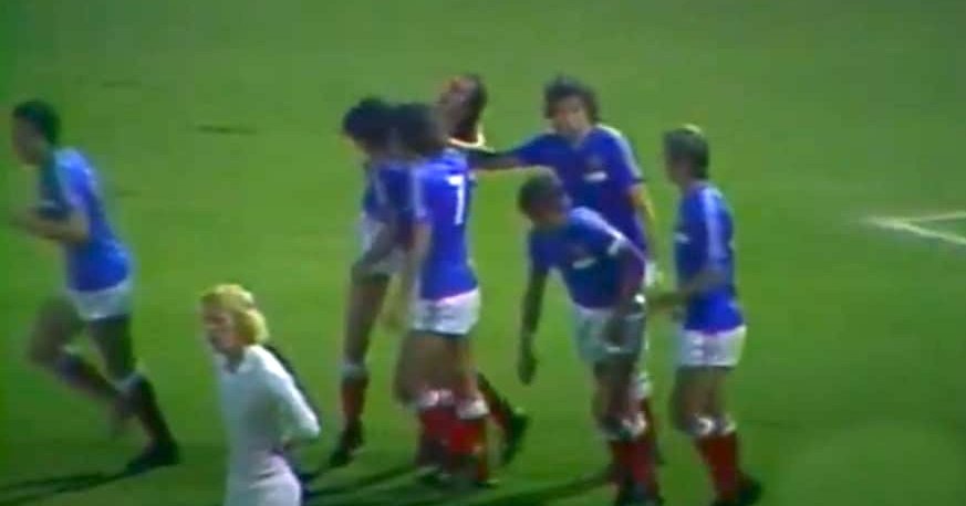 3 septembre 1975 : France-Islande, un geyser nommé Guillou