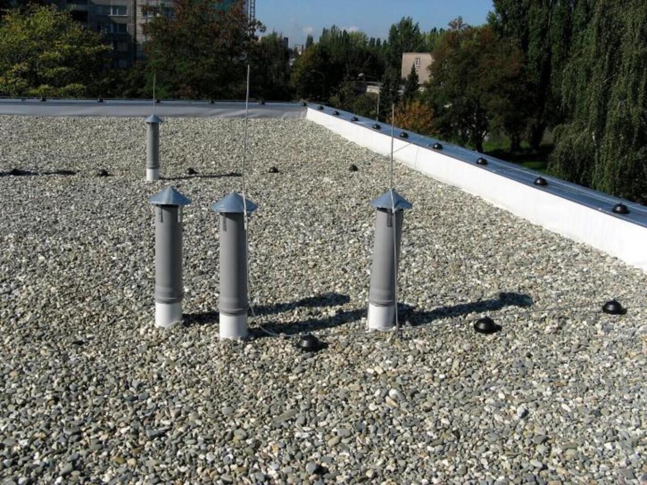 La dispute conjugale avait fini sur le toit-terrasse d’un immeuble près de Nantes : le mari condamné