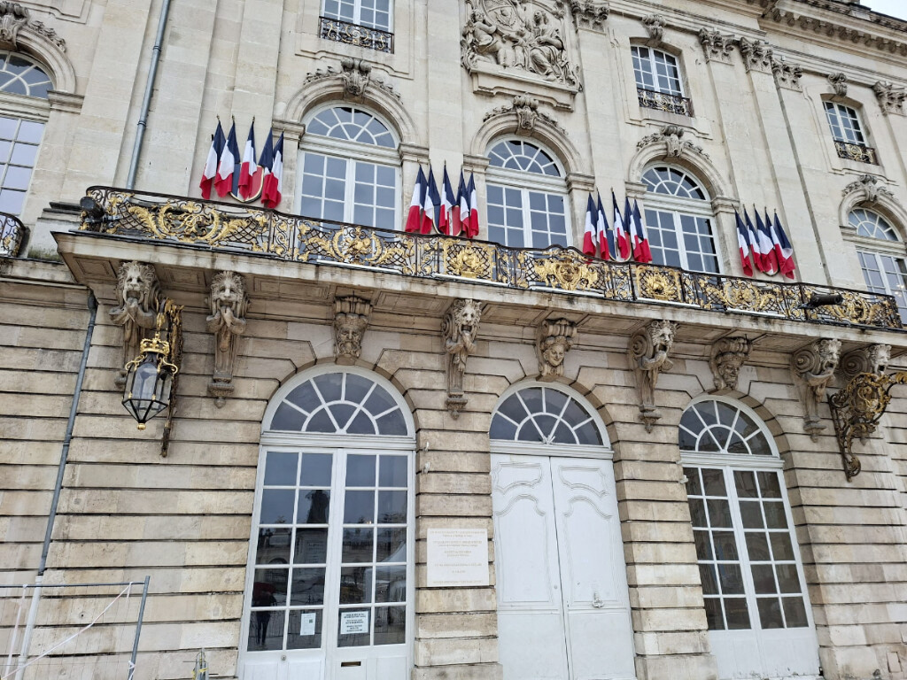 Le grand balcon de l’hôtel de ville de Nancy ne sera pas restauré tout de suite comme prévu : voici pourquoi