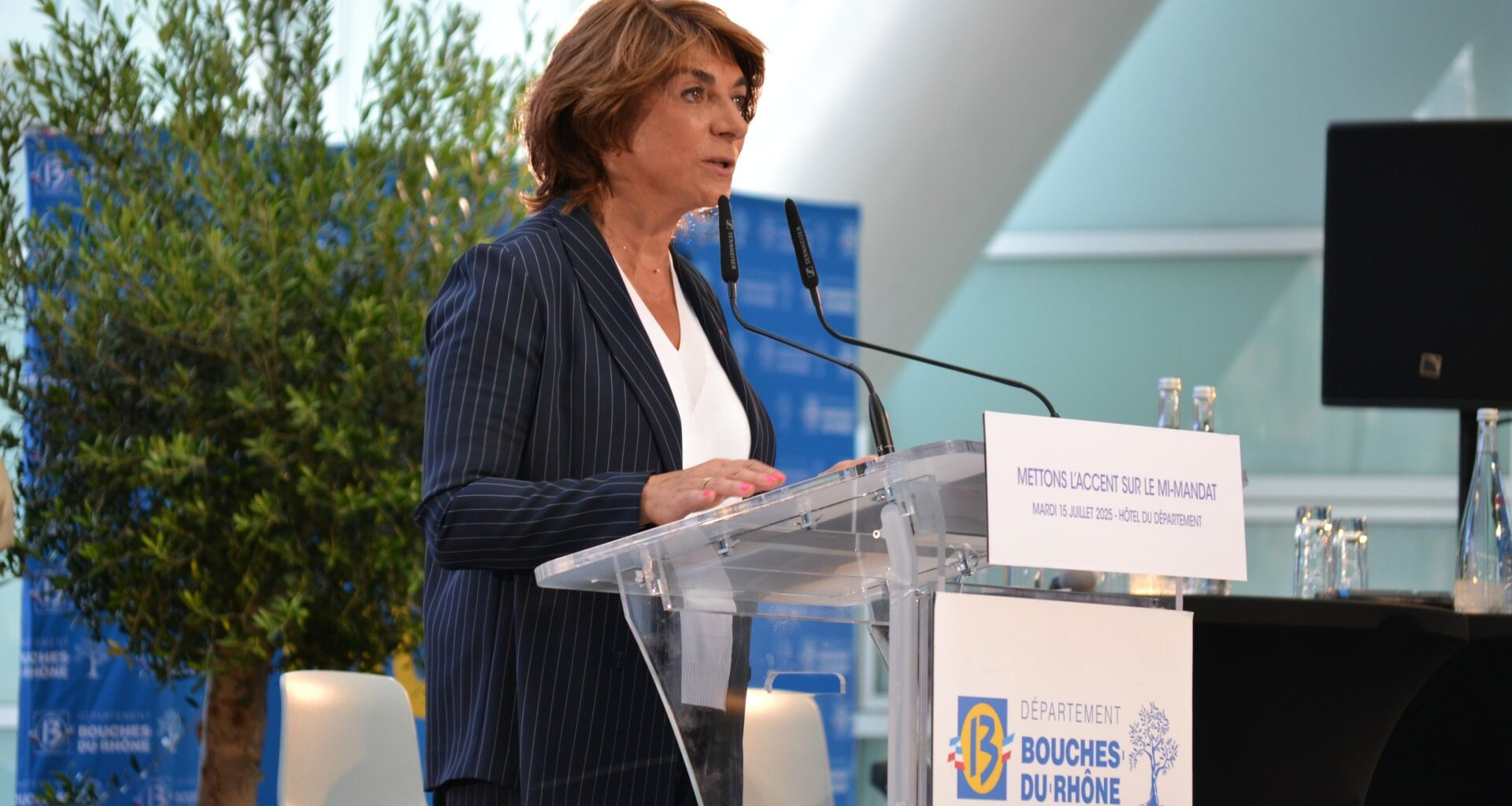 Perquisitions en série à la métropole Aix-Marseille-Provence et au département