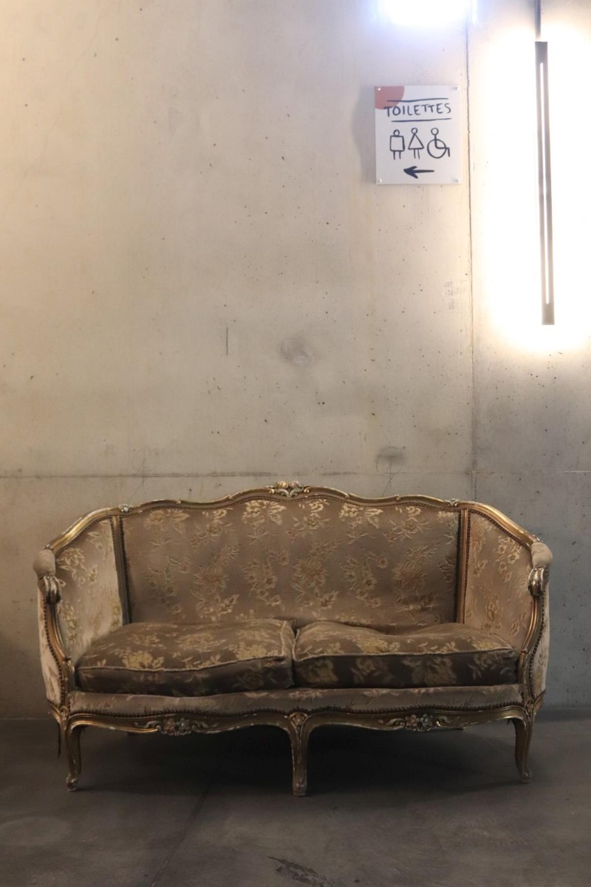 Décoration luxuriante et décalée.