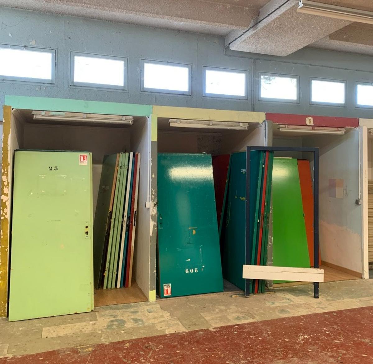 Des portes du collège Jacques-Ellul seront réutilisées pour la bibliothèque éphémère.