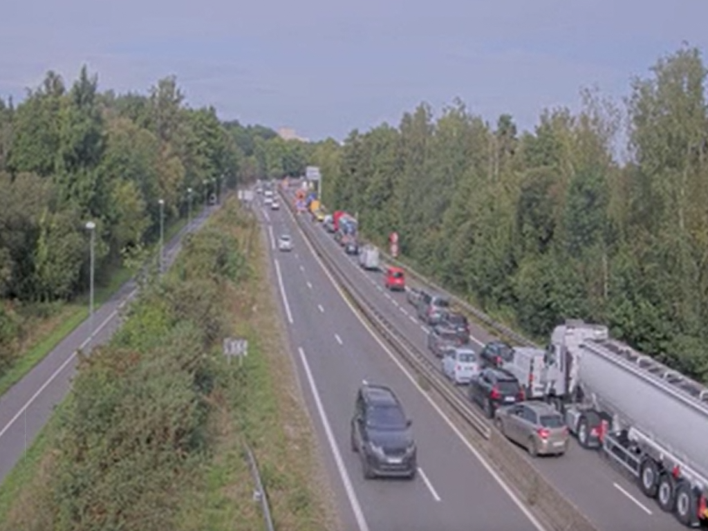 plus de 60 km de bouchons relevés, journée noire sur la route ce mardi