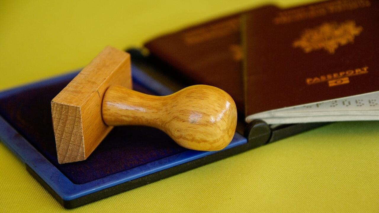 Arnaques au titre de séjour