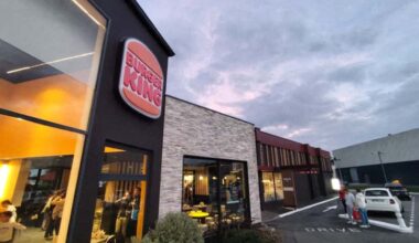 À Rennes, Burger King vient concurrencer McDonald's sur un service qu'il était le seul à proposer