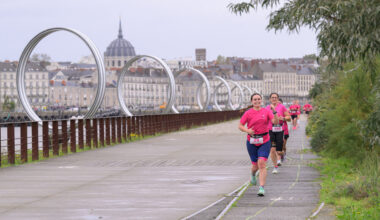 Cette course récolte des fonds contre le cancer du sein, le Triathlon des Roses revient à Nantes
