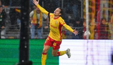 Lens et un grand Thauvin corrigent Lille dans le derby du Nord