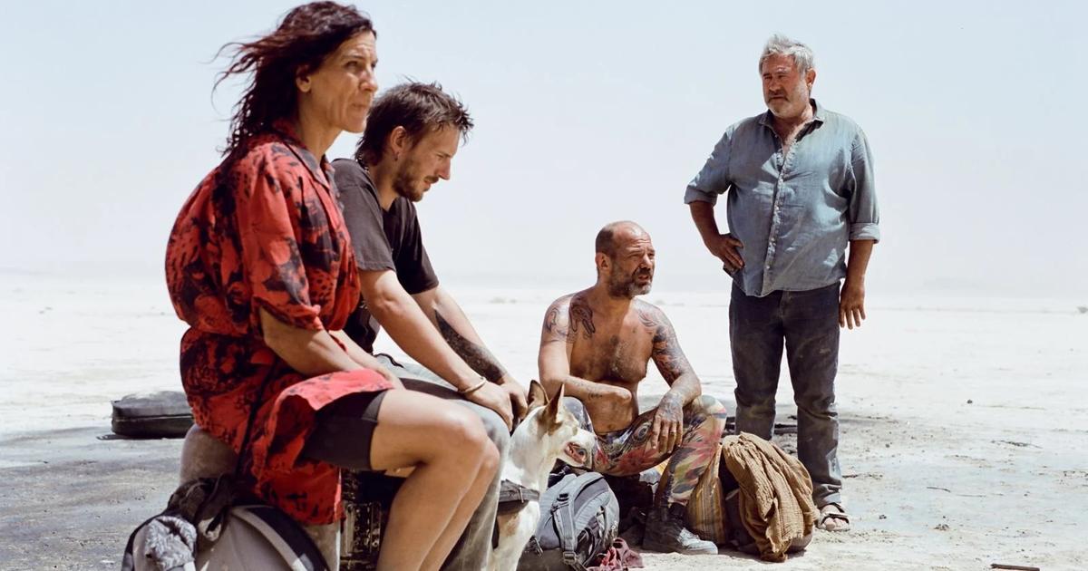 "Sirât" d’Oliver Laxe, un road-trip mystique dans le désert marocain - rts.ch