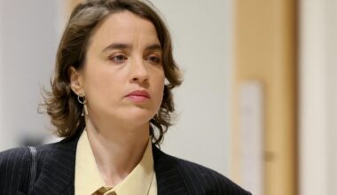 l’actrice Adèle Haenel quitte la flottille pour Gaza après une avarie sur son navire