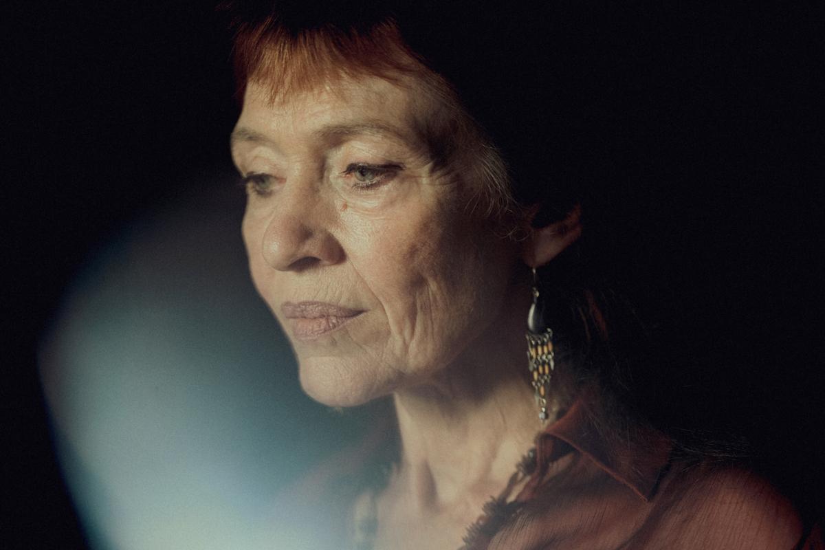 Plongée dans l’œuvre de Nancy Huston, écrivaine biologiste et radicale