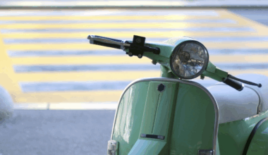 un scooter percute un policier après une course folle avenue de Lodève