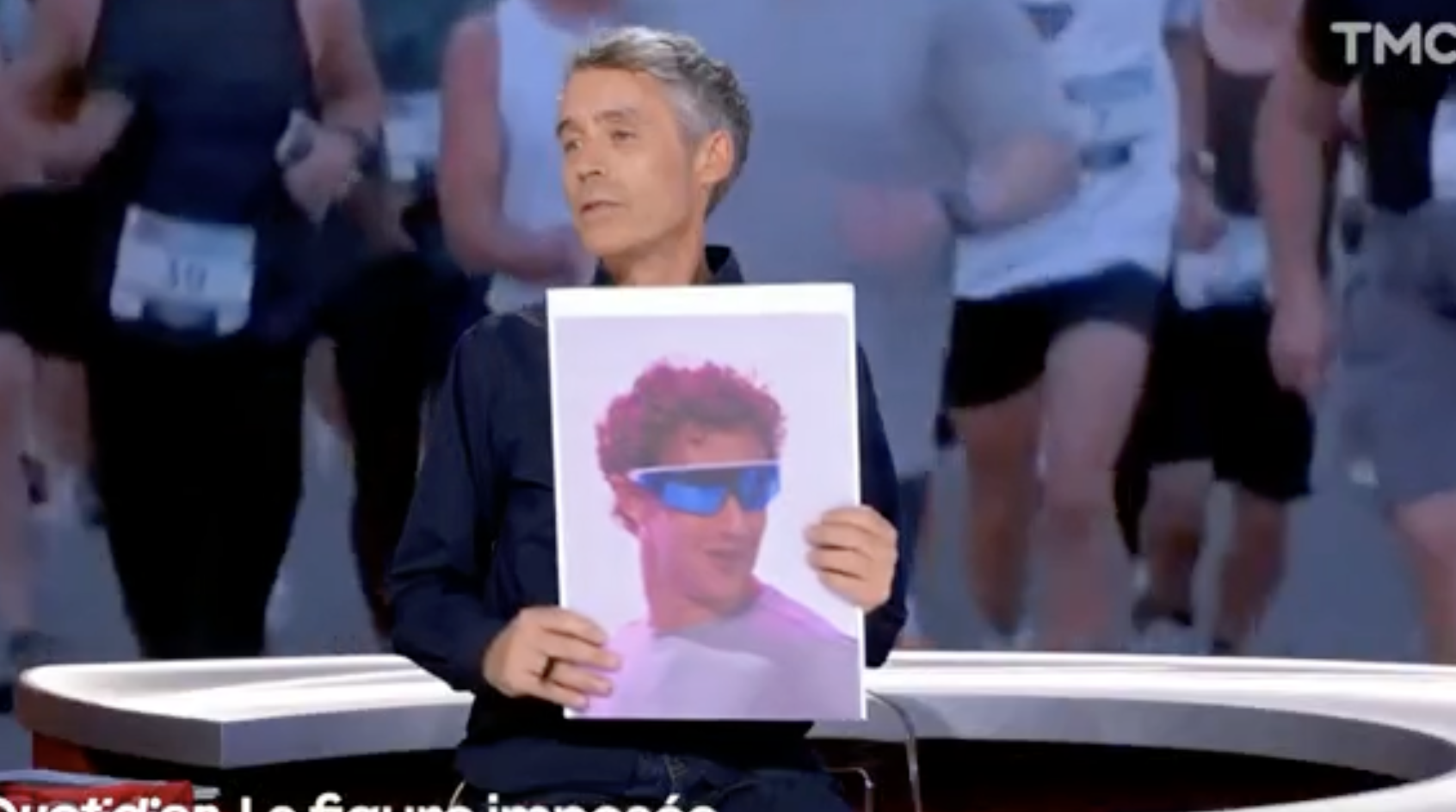 “Il a vraiment l’air d’un abruti” : un chroniqueur de Quotidien lâche les chiens et dégomme une célébrité