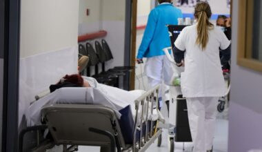 Le client d'un point de deal se présente aux urgences à Marseille avec des blessures par balle