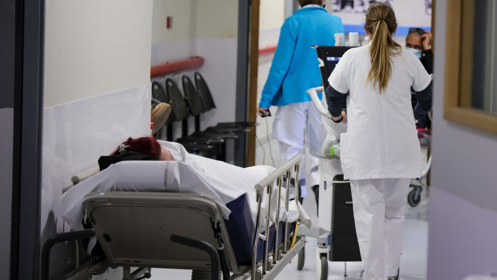 Le client d'un point de deal se présente aux urgences à Marseille avec des blessures par balle