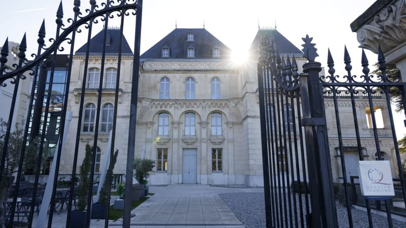 Château de la Buzine à Saint-Menet (11e).