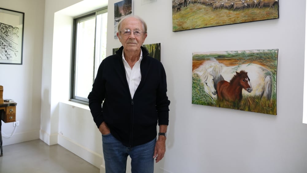 Claude Vulpian, l'homme au demi-siècle d'engagement dans la vie politique à Saint-Martin-de-Crau, expose ses peintures