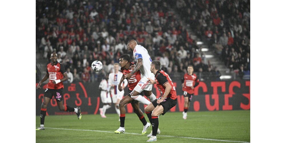 Corentin Tolisso donne l'avantage à l'OL. Photo Joël Philippon