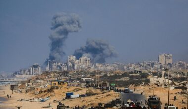 le Hamas affirme avoir perdu le contact avec deux otages à cause des raids israéliens