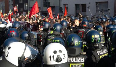 Allemagne : des dizaines de blessés lors d’une manifestation anti-guerre à Cologne