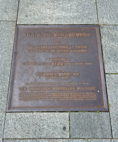 plaque caveau du futur