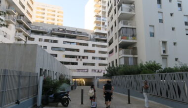 Les Docks libres à Marseille, la cité idéale devenue piège de béton